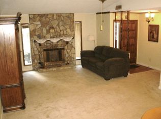 325 Lake Ridge Dr, Kernersville, NC 27284