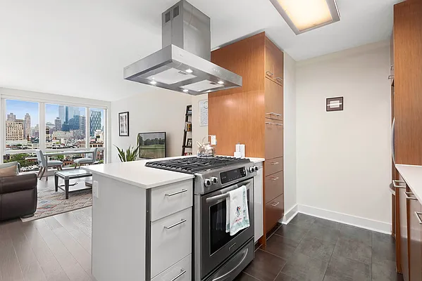 Rented by Corcoran | media 25