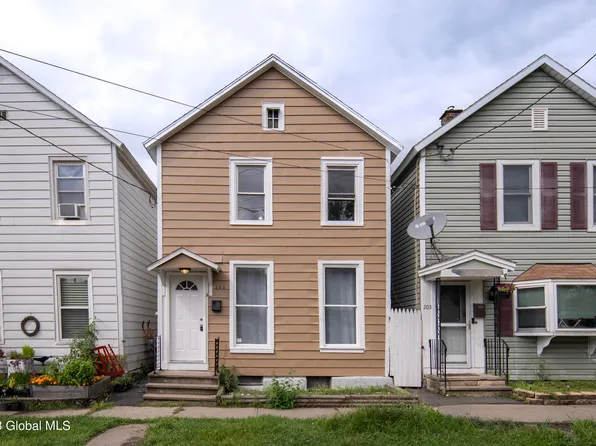 205 15 Street, Watervliet, NY 12189
