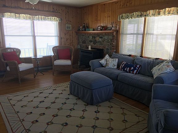 LR with cozy gas stove