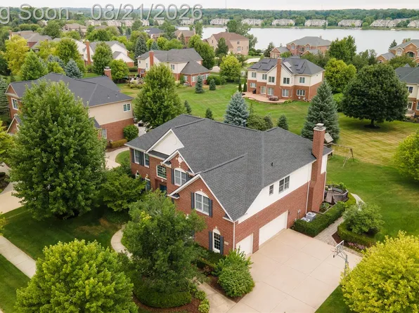 24948 Hadlock Dr, Novi, MI 48374