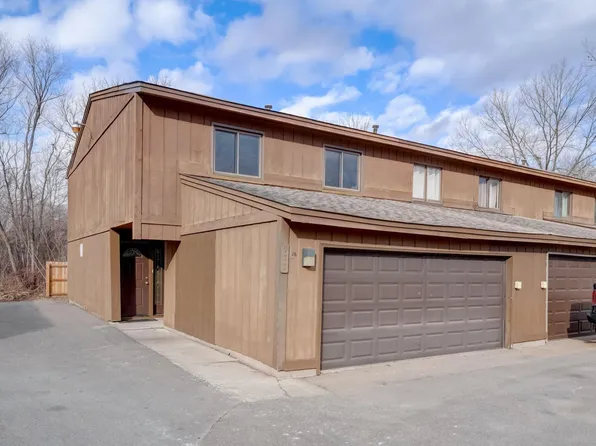 977 11th Ave SW, Forest Lake, MN 55025
