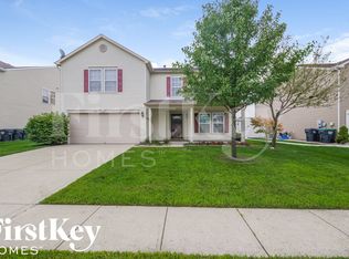 861 Southern Pines Dr, Whiteland, IN 46184