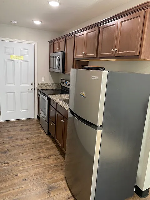 Building Photo - 902 N Rolla St #208