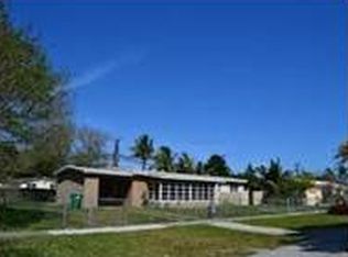 9505 Cutler Ridge Dr, Cutler Bay, FL 33157