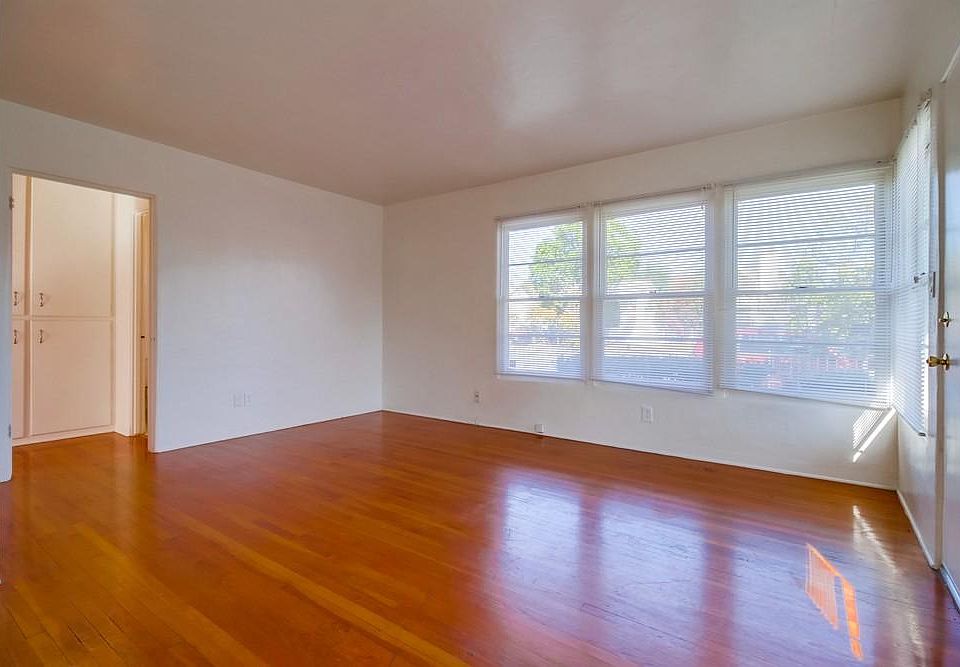 1st image of 4382.5 Louisiana St