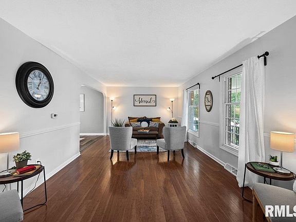 3rd image of 4289 Augusta Ct