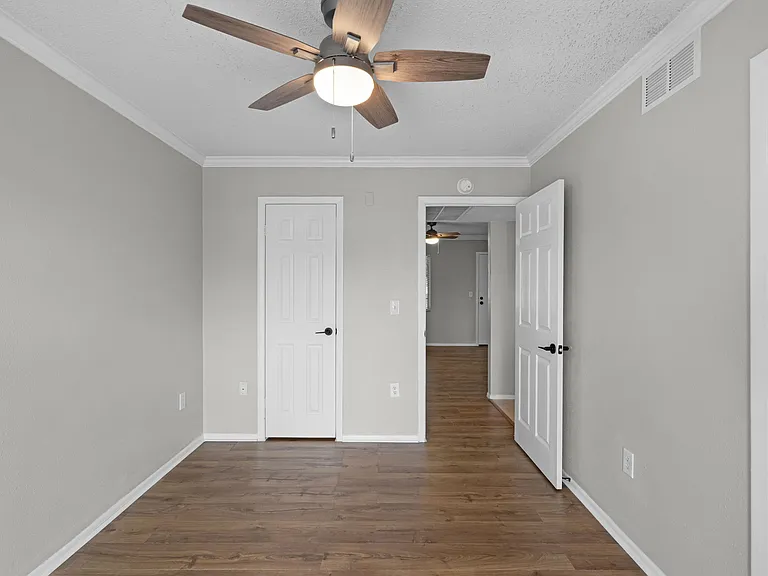 136 Blue Point Way — Photo 14