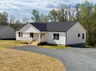1490 Stone House Rd, Caldwell, WV 24925