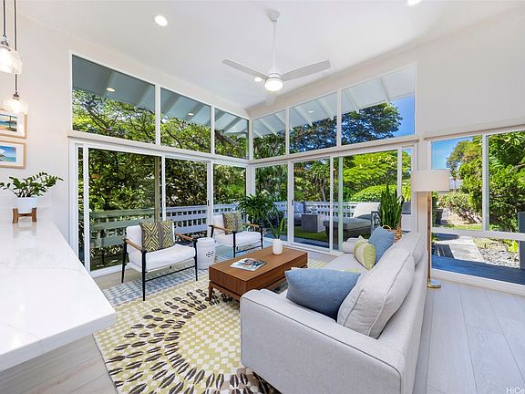2nd image of 1500 Kalaniiki St #13