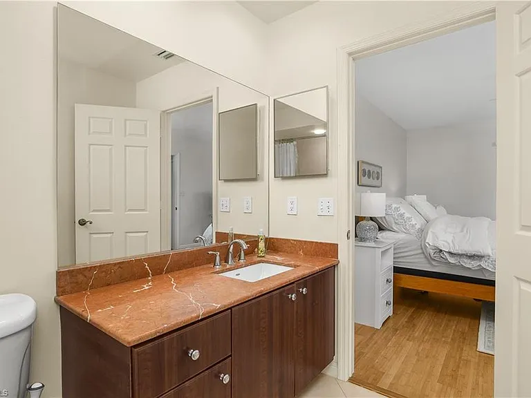 701 Augusta Blvd #8 — Photo 17