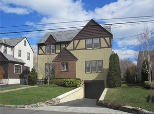 69 Alta Dr, Mount Vernon, NY 10552