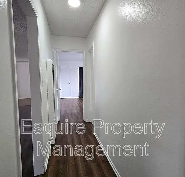 2056 N Ventura Rd #3 — Photo 8