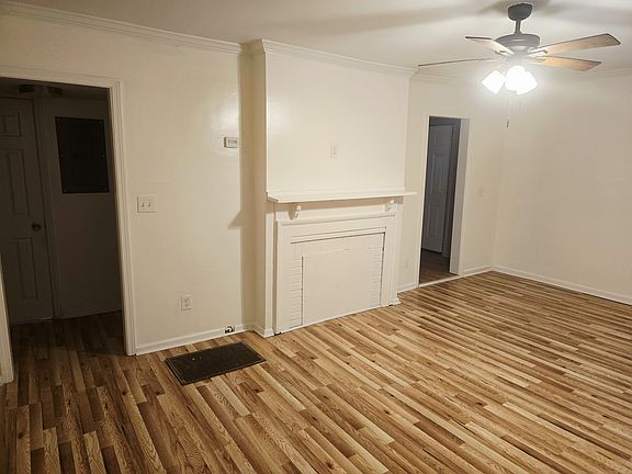 4th image of 1908 Princeton Ct SW