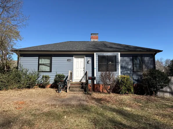 2520 Brentwood Pl, Charlotte, NC 28208