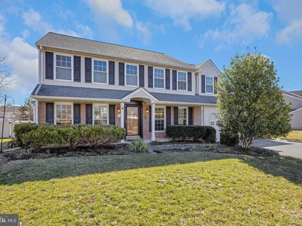 1505 Huntly Dr, Warrington, PA 18976