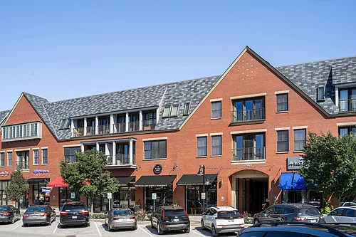 The Residence at the Glen Town Center Photo 1 The Residence at the Glen Town Center Photo 1
