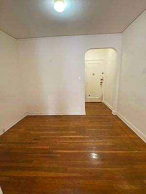 5th image of 83-43 118th St #444