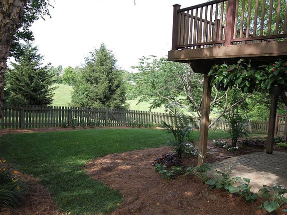 5th image of 2385 Dogwood Trace Blvd