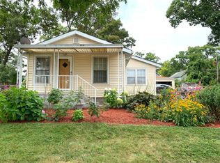 2016 Winter Ave, North Chicago, IL 60064