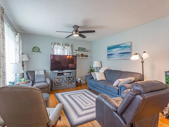 4th image of 203 Brentwood Dr