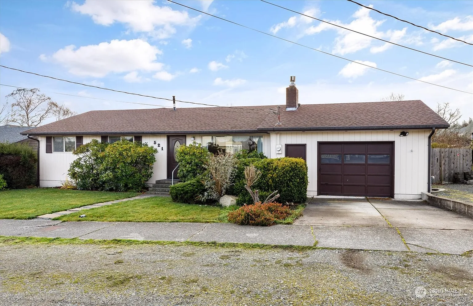 521 SW 3rd Avenue photo 1