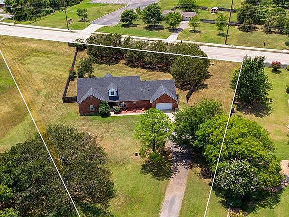 4th image of 50 Serenada Ln