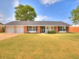 5600 Baylor Dr, Bartlesville, OK 74006