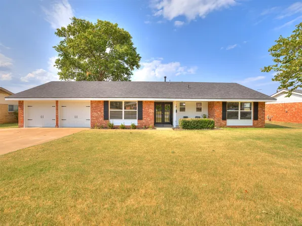 5600 Baylor Dr, Bartlesville, OK 74006