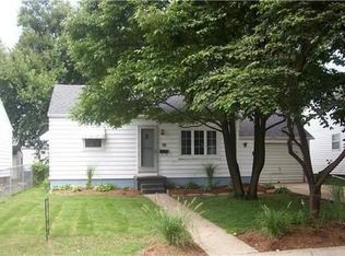 66 Bonnie Ct, Springfield, IL 62704