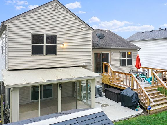 5th image of 3809 Highland Bluff Dr