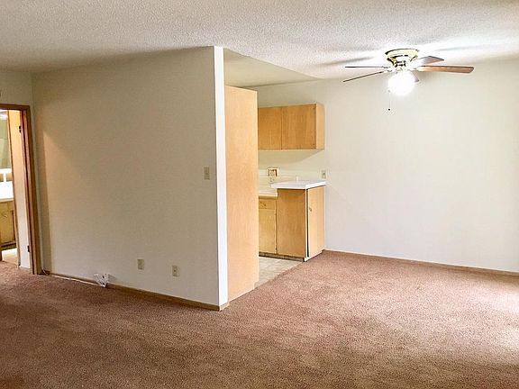 4th image of 739 Arcadia Ave #19