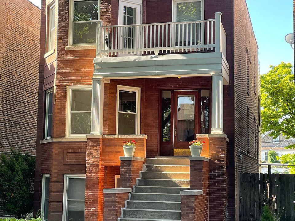 1st image of 2323 W School St APT 3
