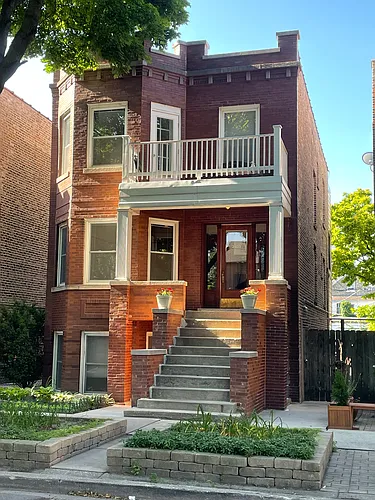 2323 W School St #2 Photo 1
