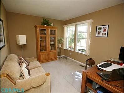 4th image of 317 Penwood Ct