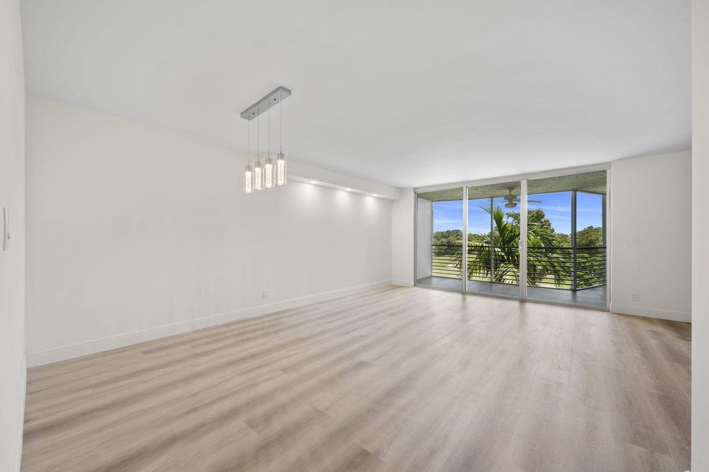 4020 W PALM AIRE Drive #408, photo 4