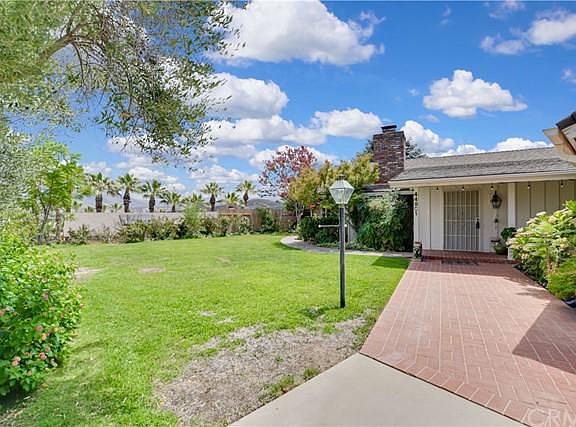 5th image of 44901 Viejo Dr