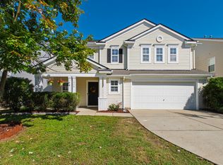 328 Edgecroft Way, Fuquay Varina, NC 27526