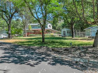 245 China Gulch Rd, Jacksonville, OR 97530