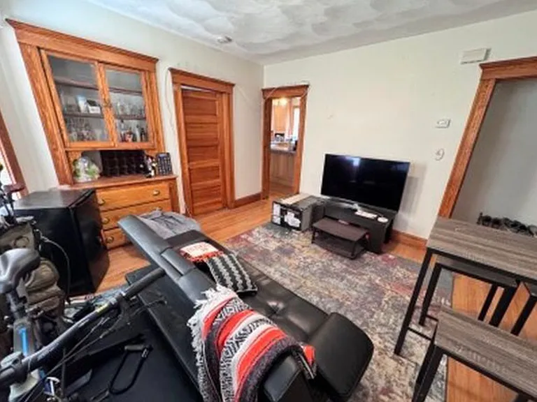 82 Conwell Ave #B — Photo 10
