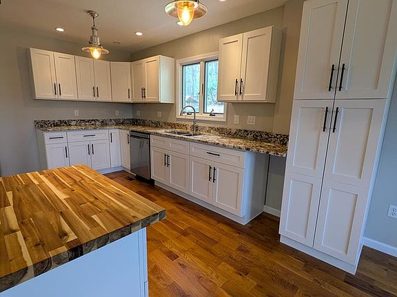 4th image of 2040 Keiser Rd