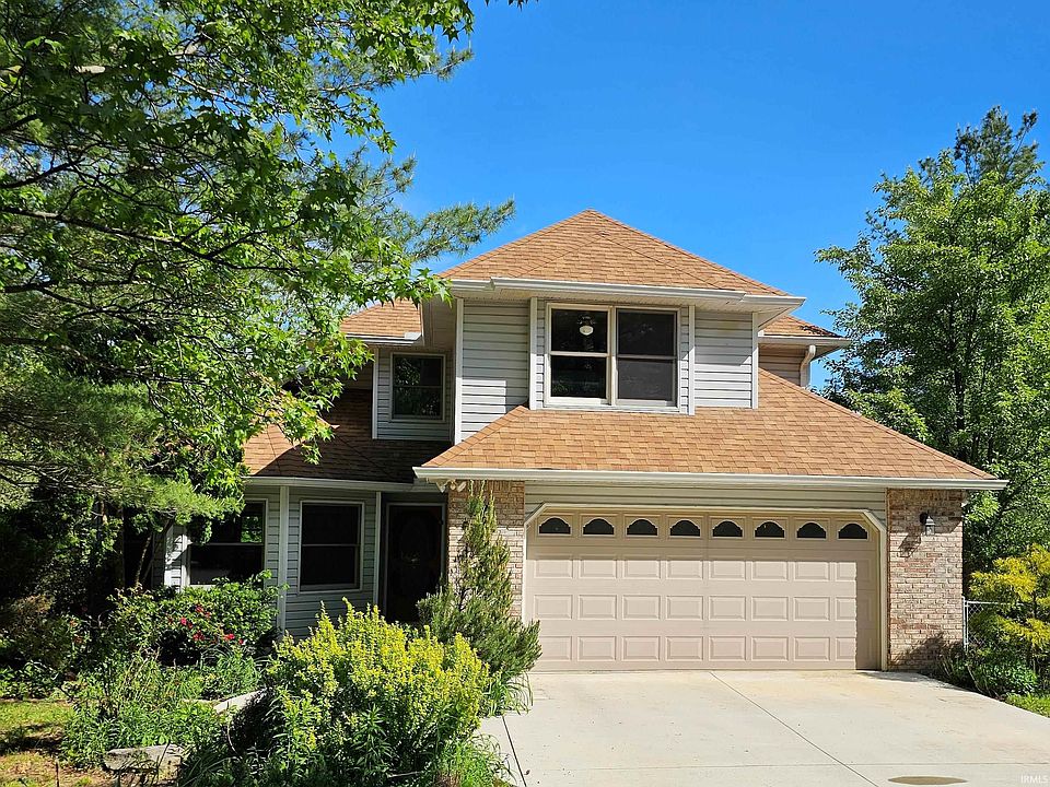 1st image of 813 W Rosewood Dr