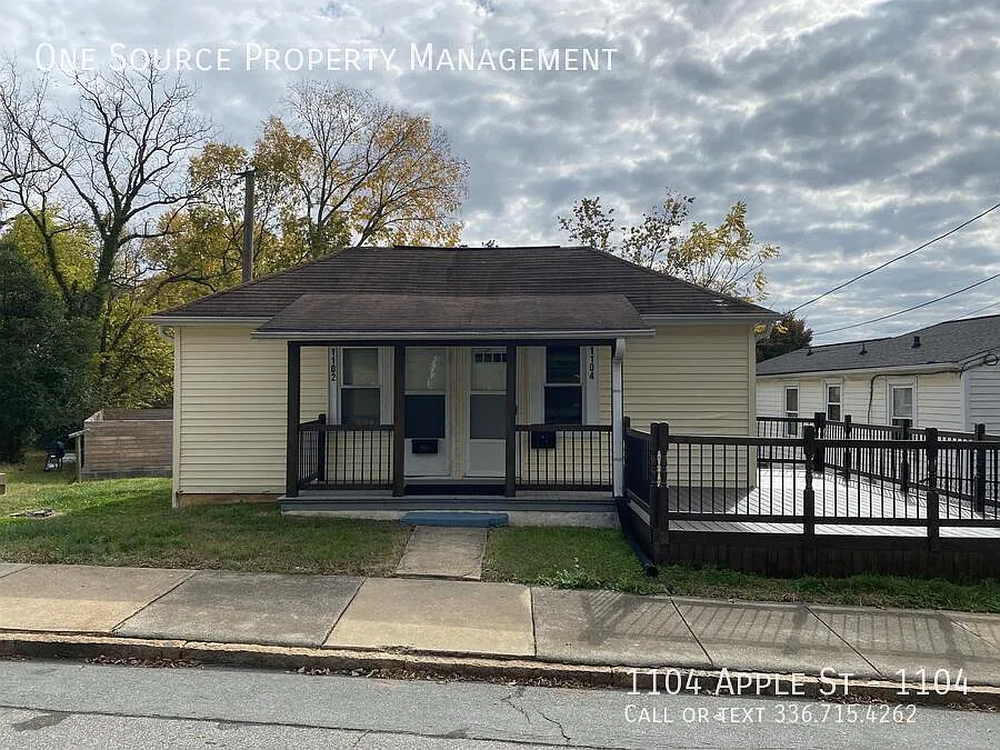 1104 Apple St #1104