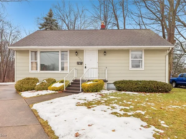 1005 Owego St, Painesville, OH 44077