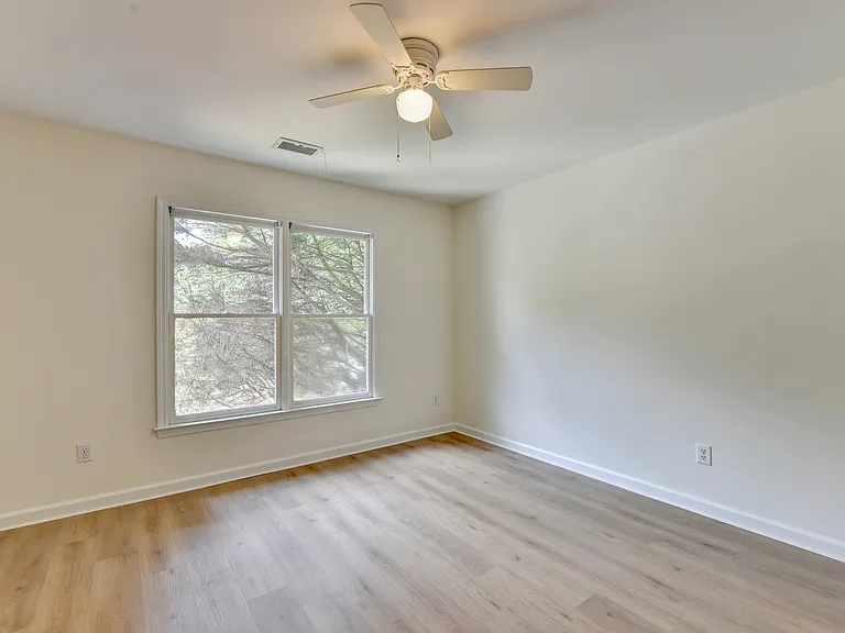 873 Red Rock Ct — Photo 37