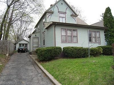 1st image of 1310 College Ave NE