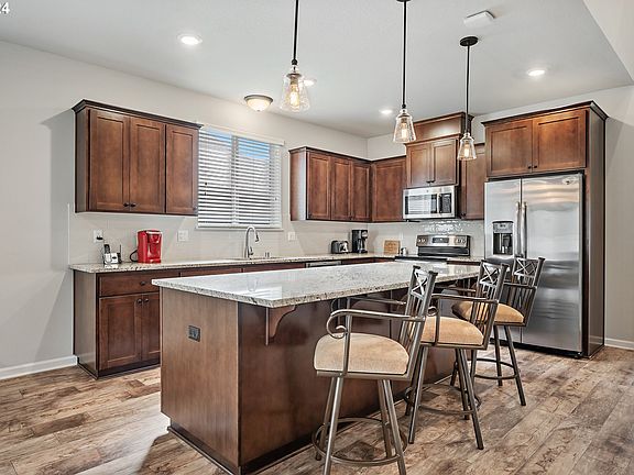 5th image of 7905 NE 175th Dr