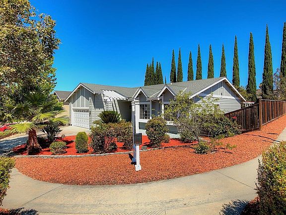 3rd image of 3199 Heritage Valley Dr