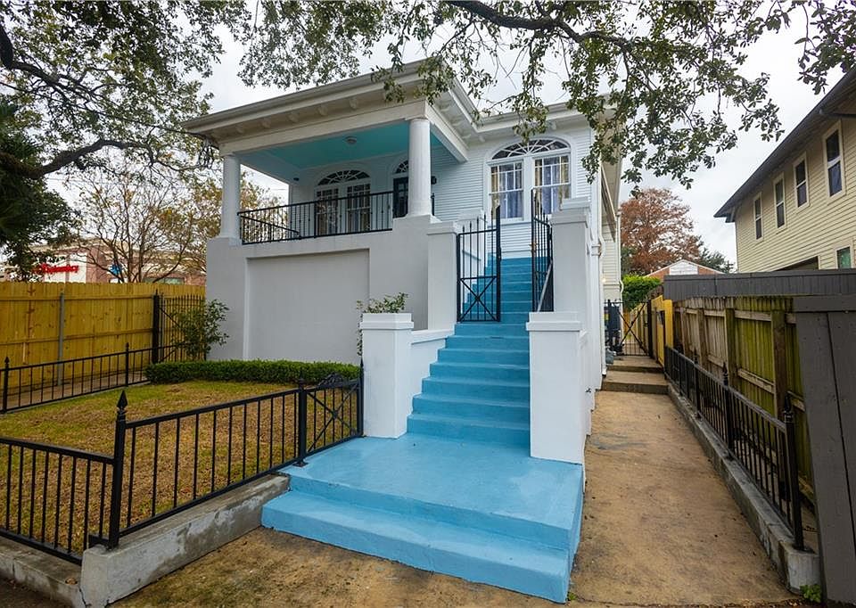 1st image of 3024-3026 Napoleon Ave