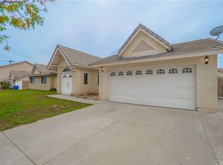 915 W Bohnert Ave, Rialto, CA 92377